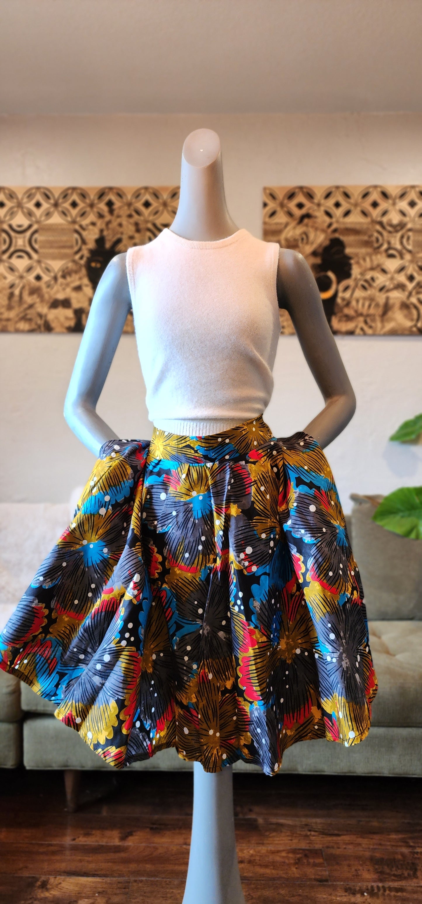 Toyya AV Skirt (2X)