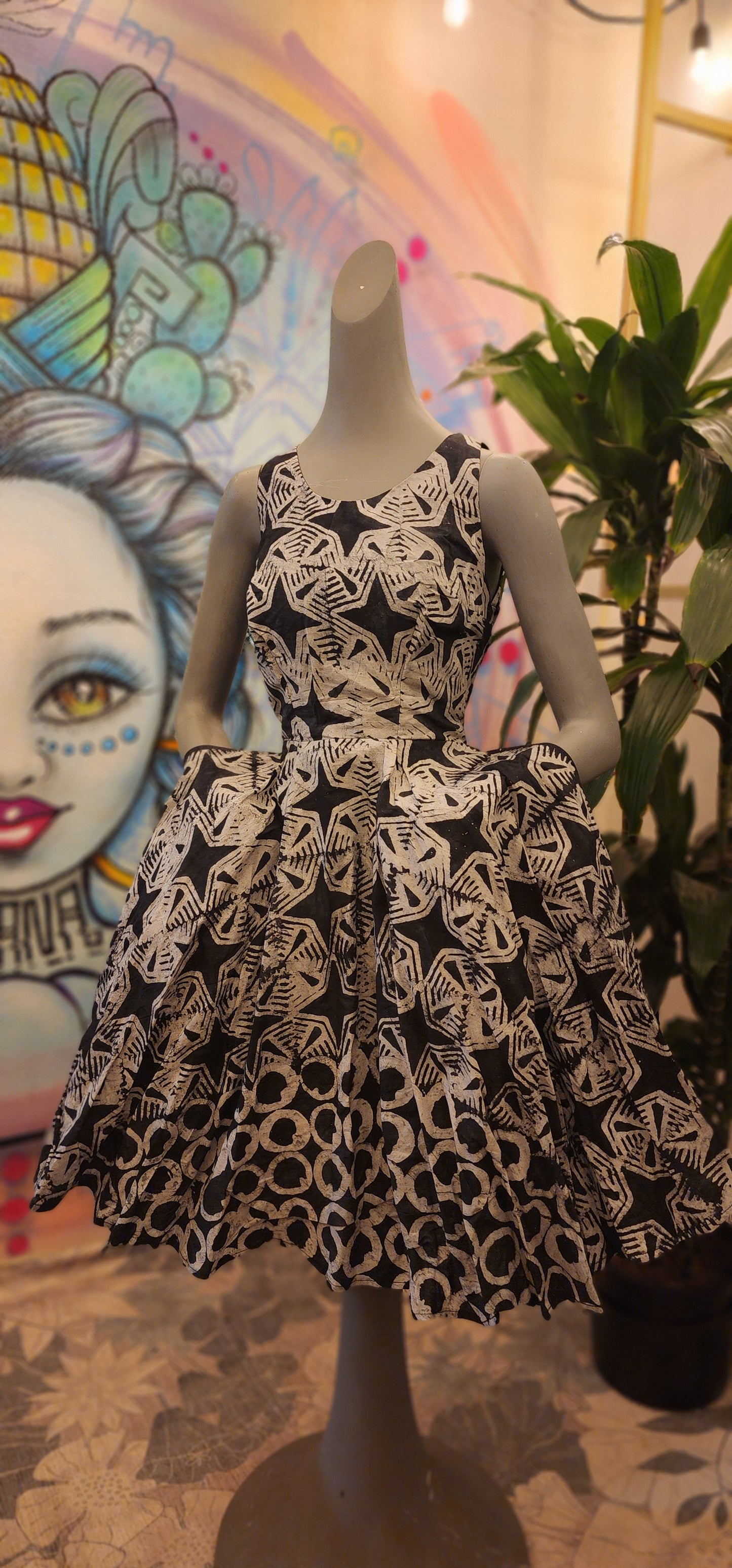 James-Ella AV Dress (M)