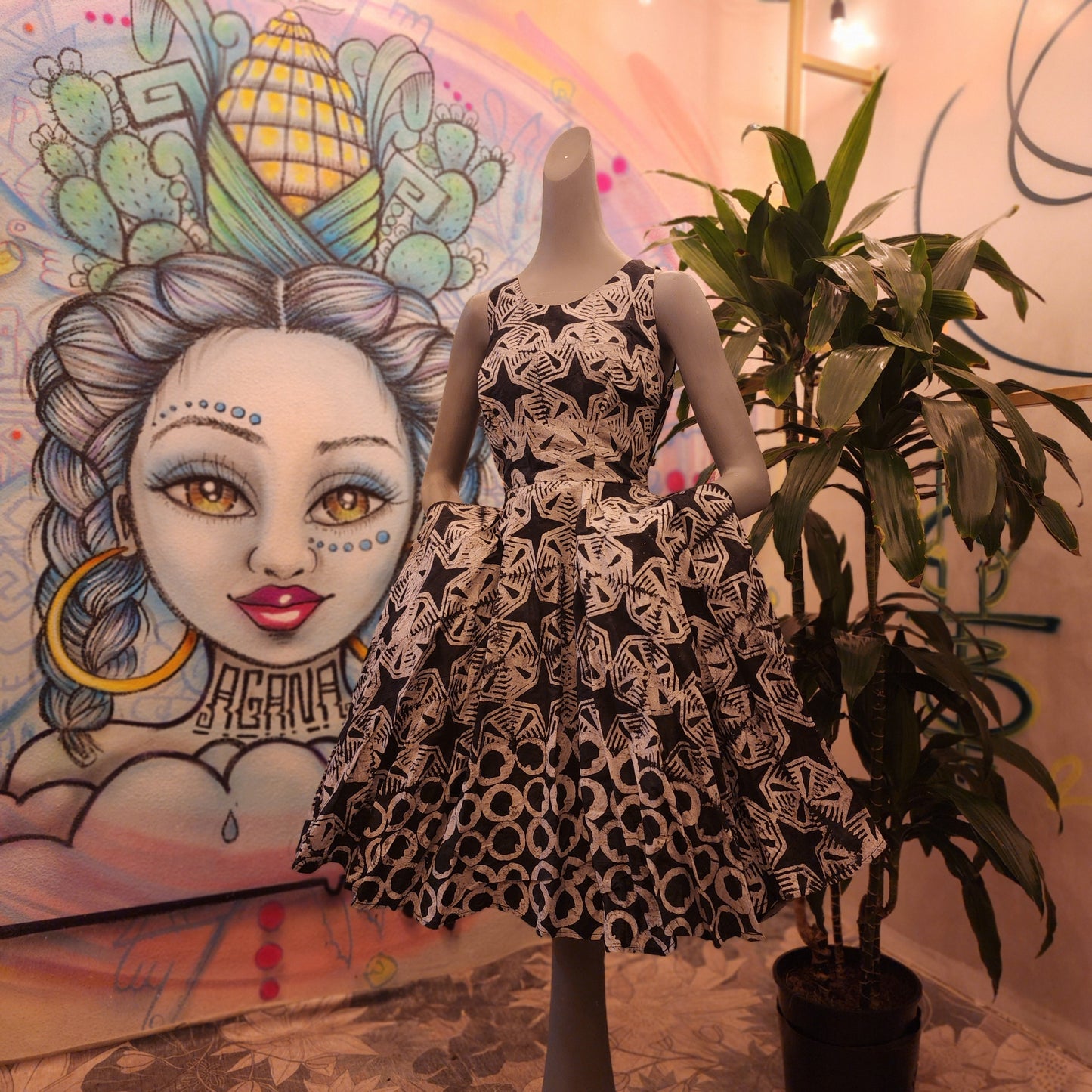 James-Ella AV Dress (M)