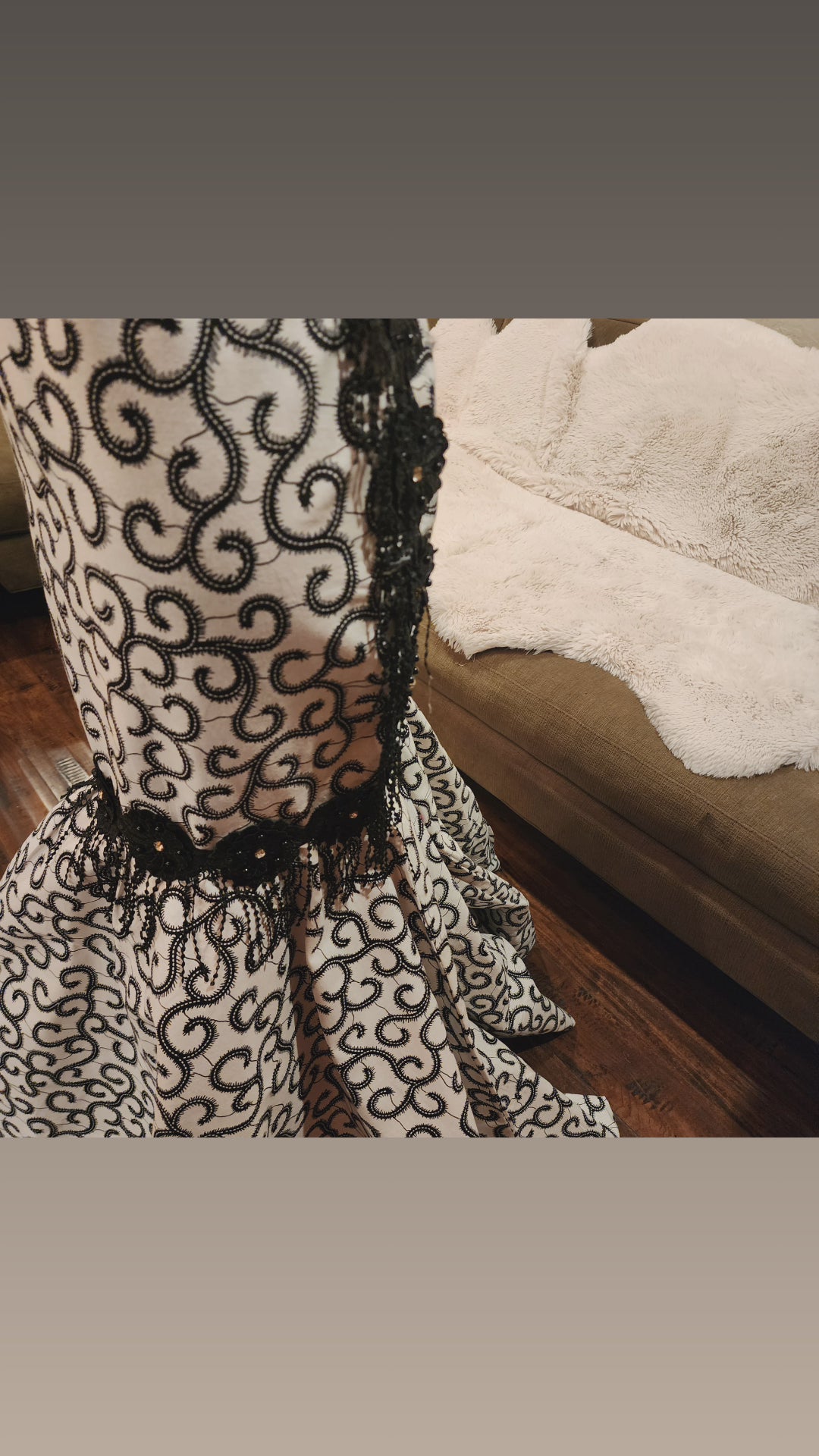 Ashley AV Dress (L) Ball Gown