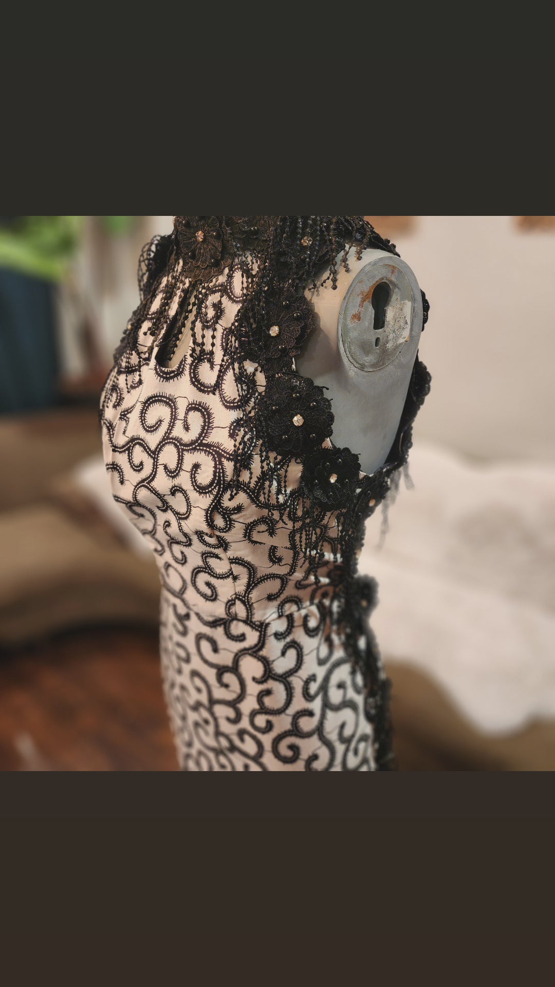 Ashley AV Dress (L) Ball Gown