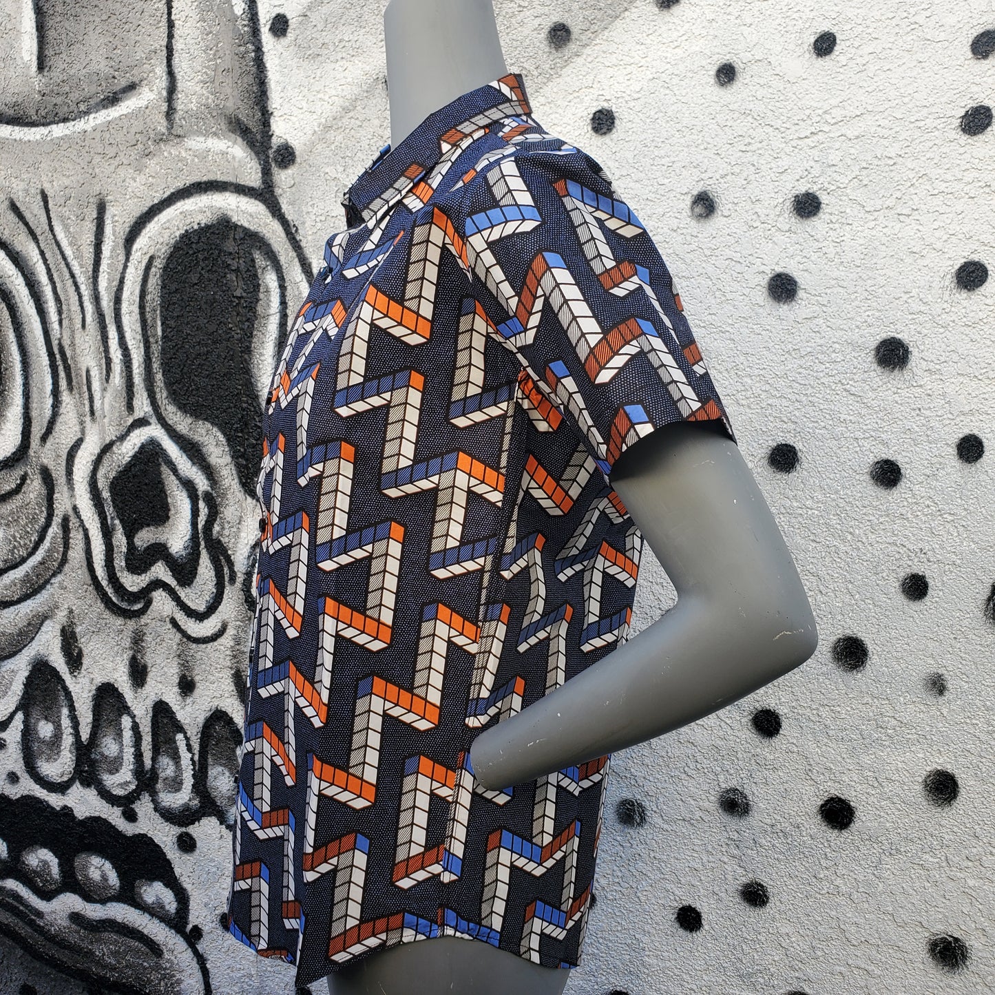 John-John AV Shirt (L)