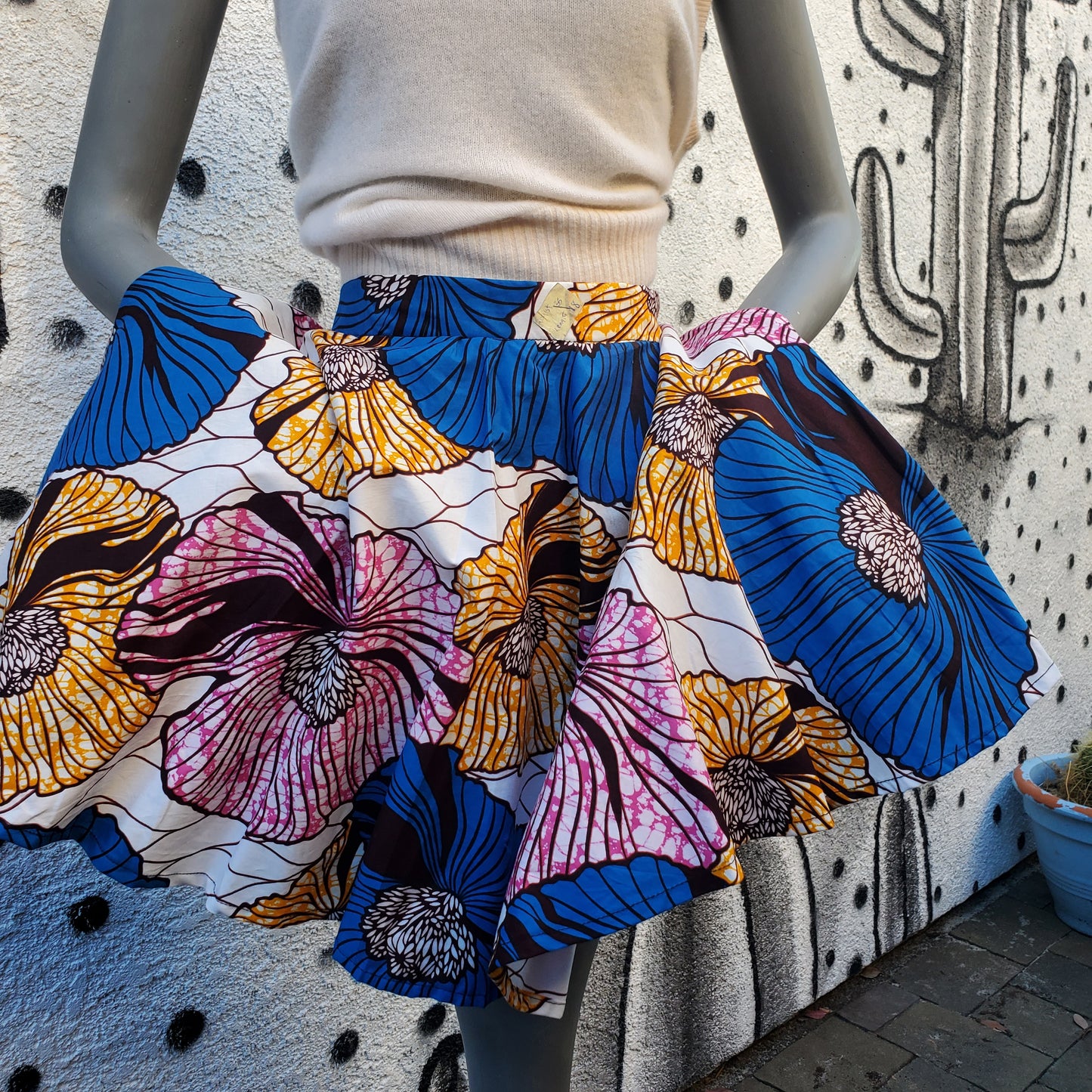 Simone AV Skirt (XL)